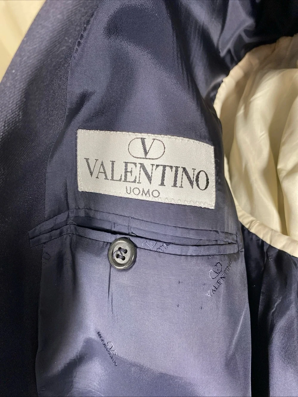 Valentino‎ Men’s 44R Navy Single-Breasted Blazer with Gold Logo Buttons Classic